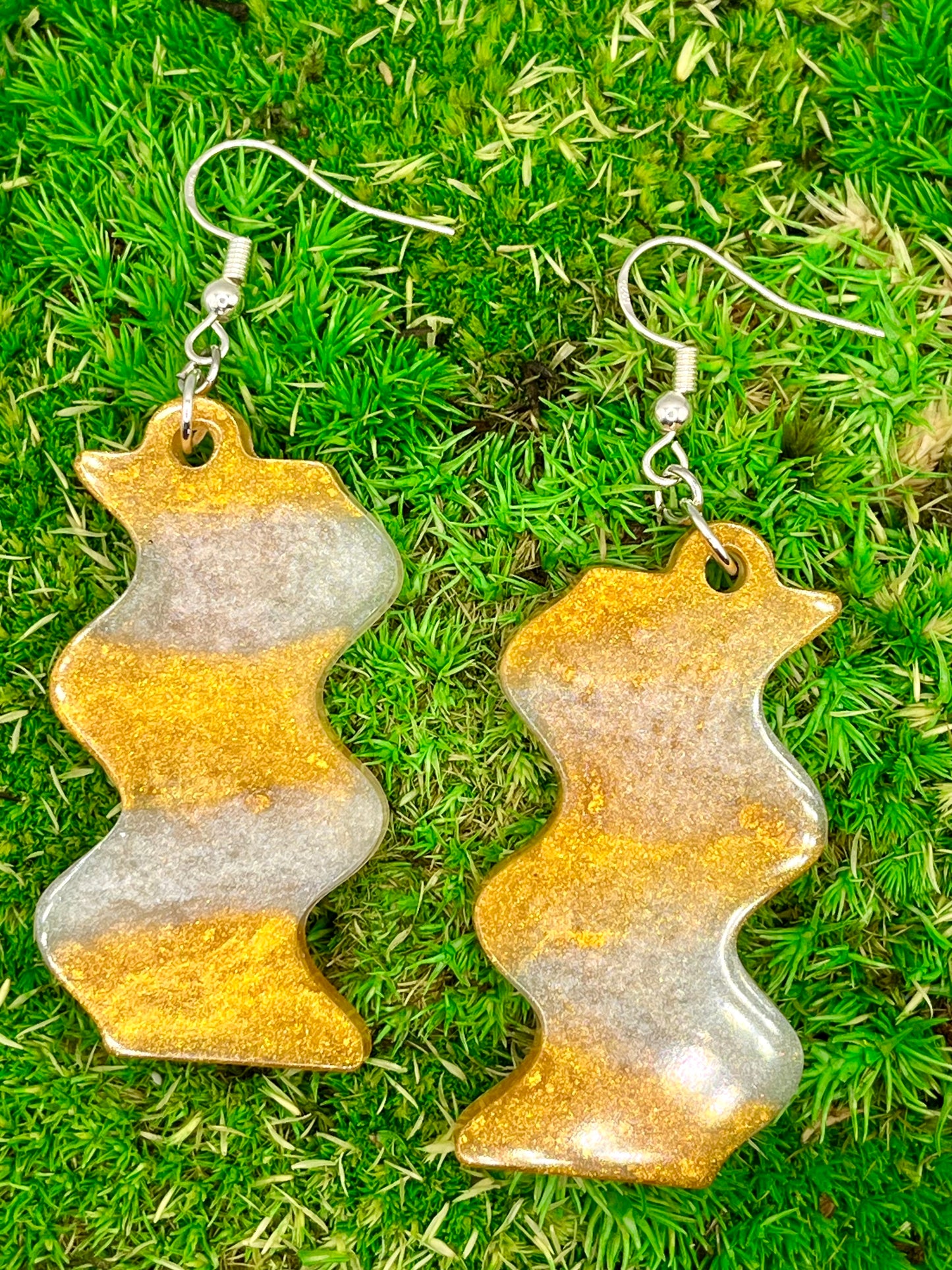 Gold Waves Resin Earrings