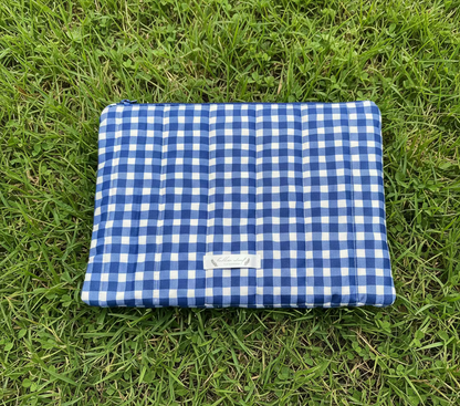 Quilted laptop Sleeve - 13-inch