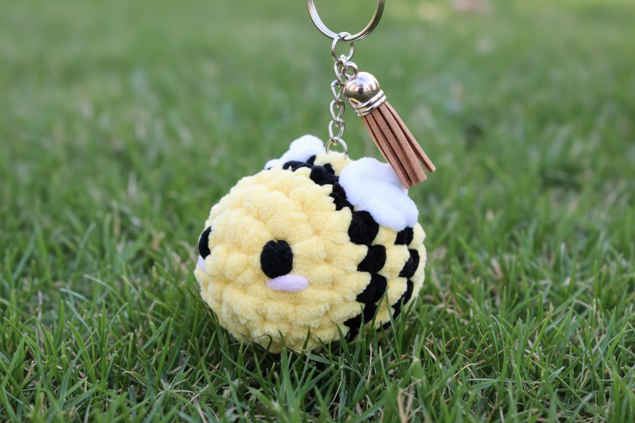 Crochet bee Keycain