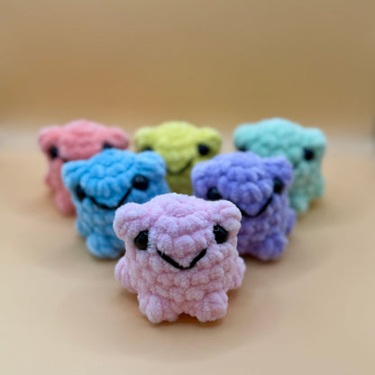 Crochet Pocket Frogs