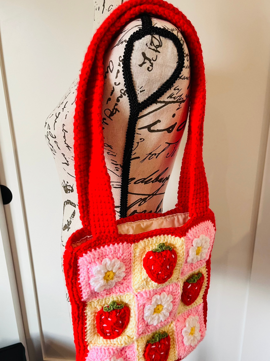 Crocchet Strawberry and cream Tote